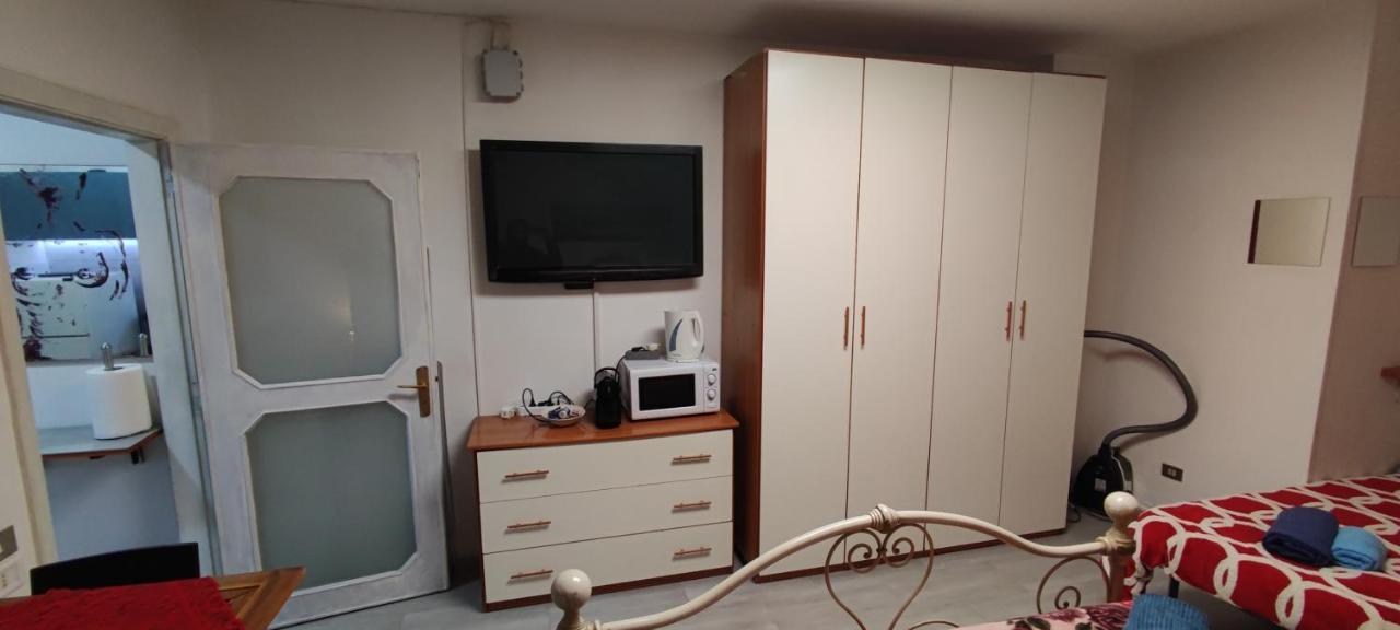 Super Central Studio, No Noise, Near Seaside, Shops Bari Exterior foto